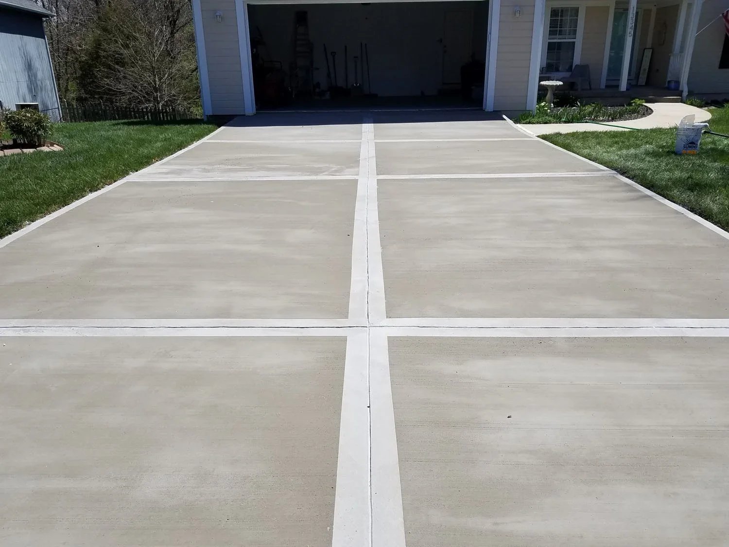 Concrete Driveways by Ohio Valley Concrete & Hardscapes