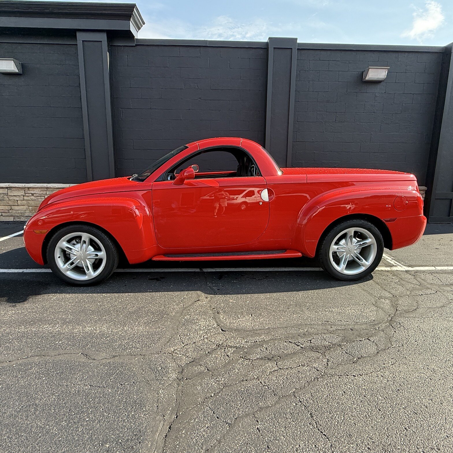 2003 Chevrolet SSR - Image 1