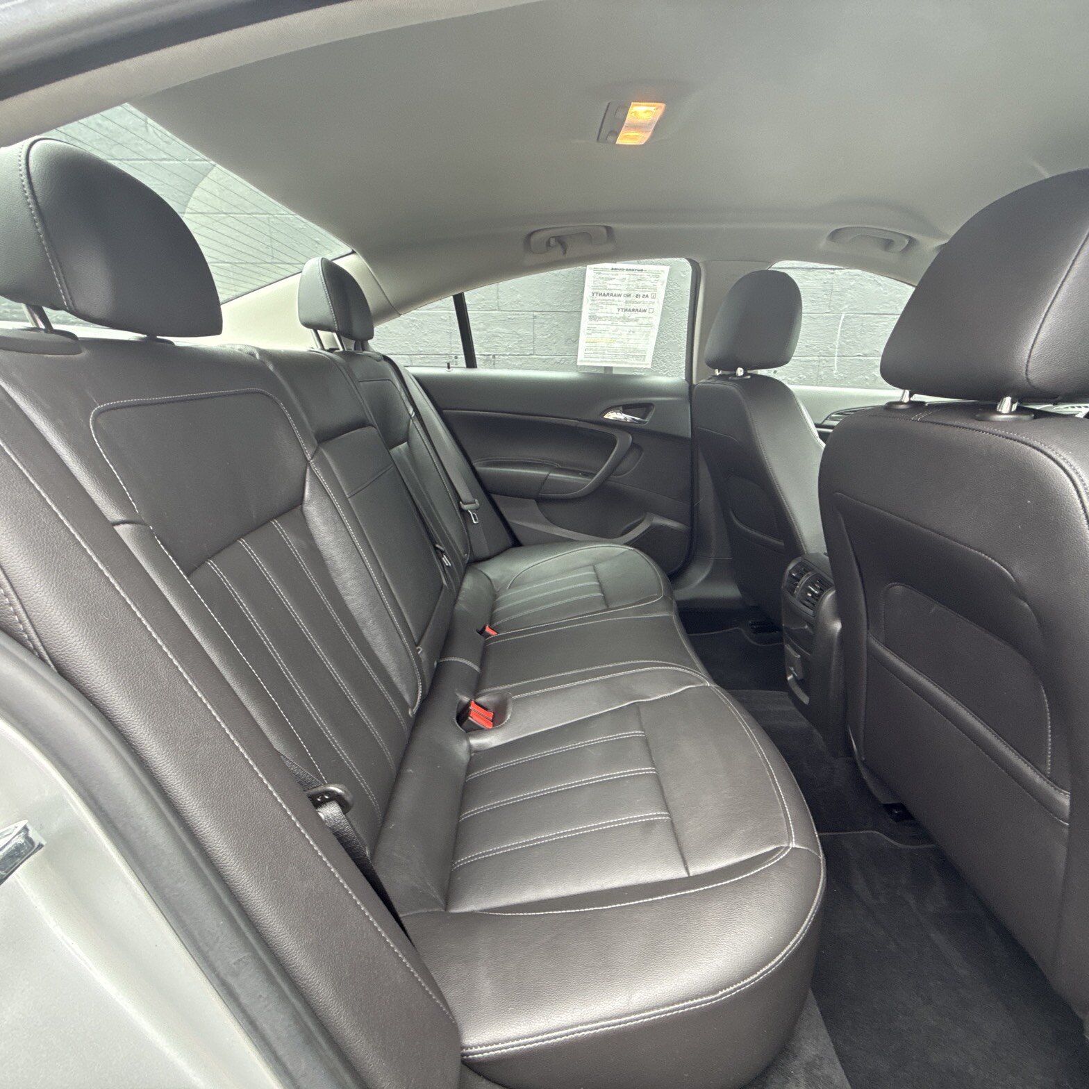 2011 Buick Regal - Thumbnail 12