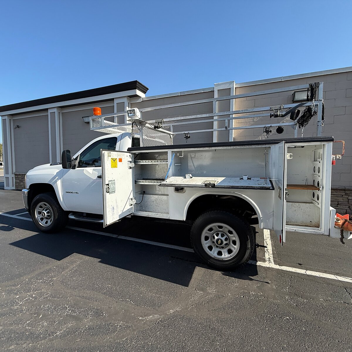 2011 Chevrolet Silverado 3500HD - Thumbnail 9
