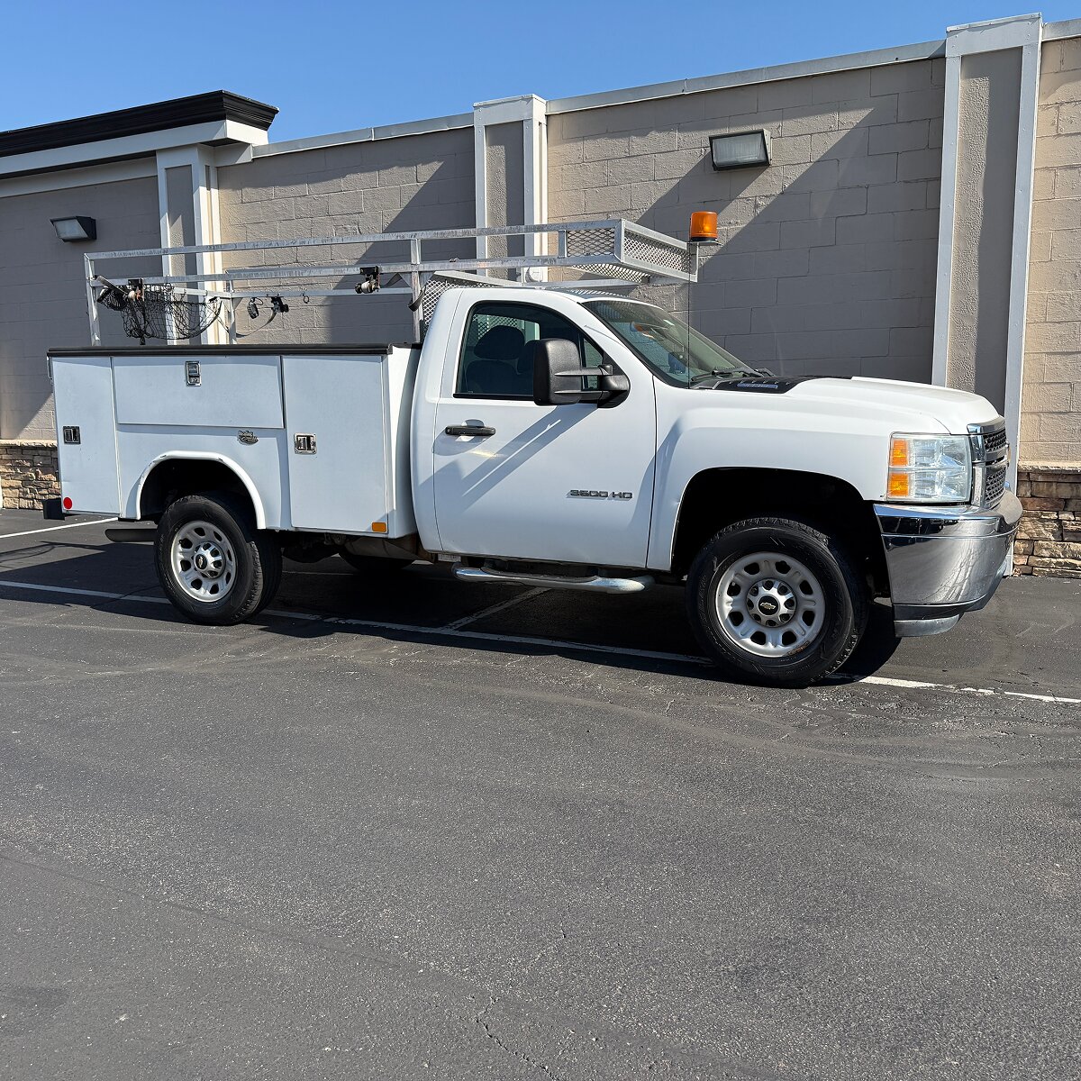 2012 Chevrolet Silverado 3500HD - Thumbnail 8