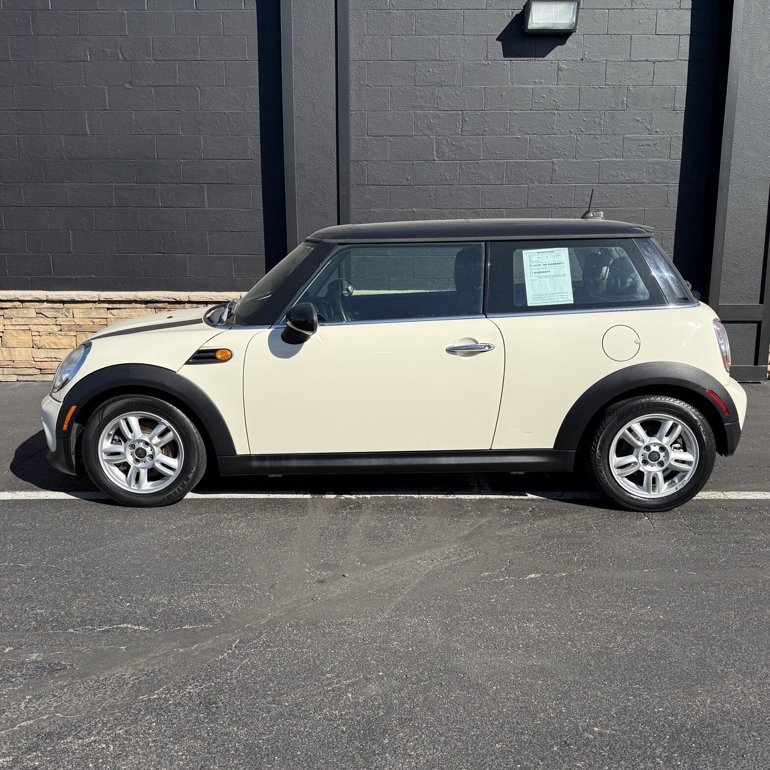 2012 MINI Cooper - Thumbnail 3