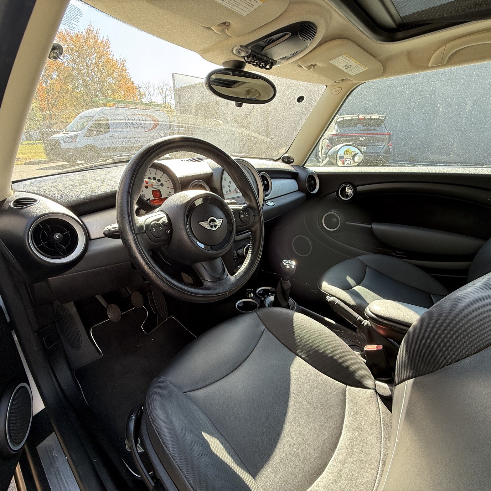 2012 MINI Cooper - Thumbnail 9