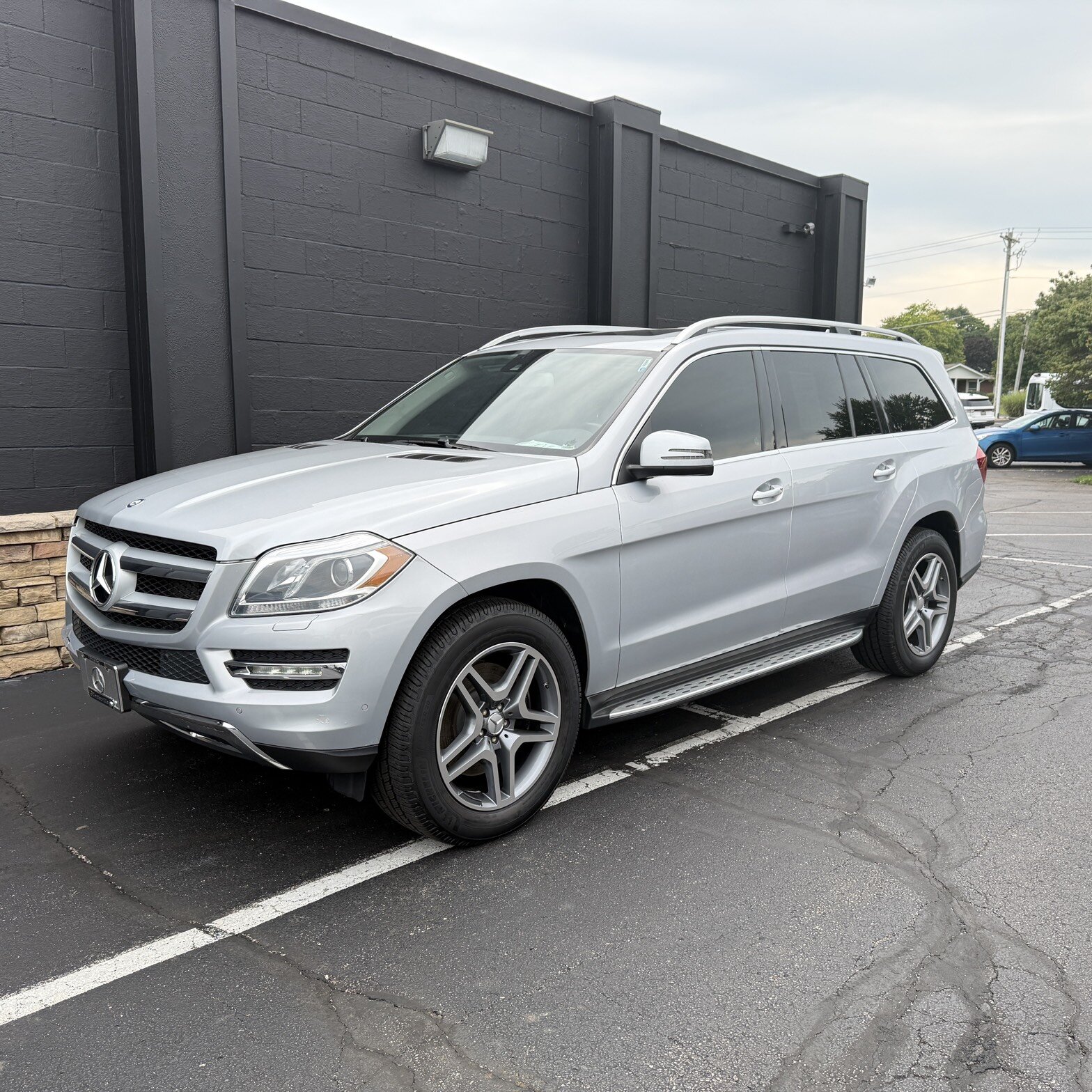 2013 Mercedes-Benz GL450 - Thumbnail 3