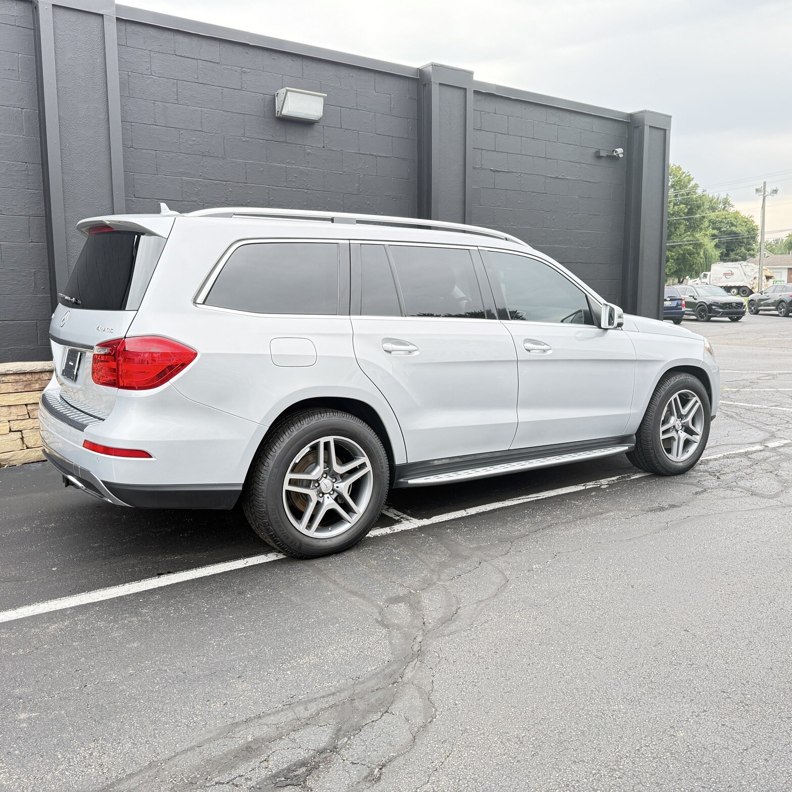 2013 Mercedes-Benz GL450 - Thumbnail 6