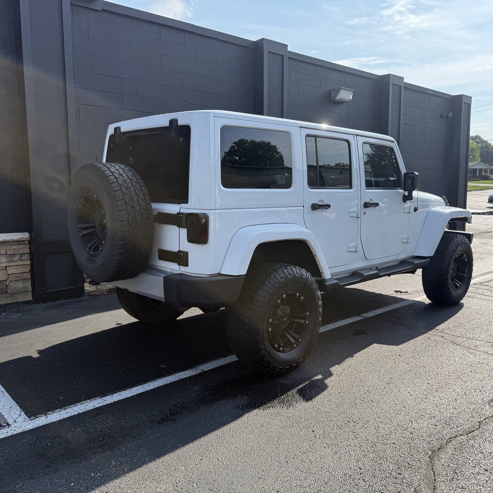 2015 Jeep Wrangler Unlimited - Thumbnail 7