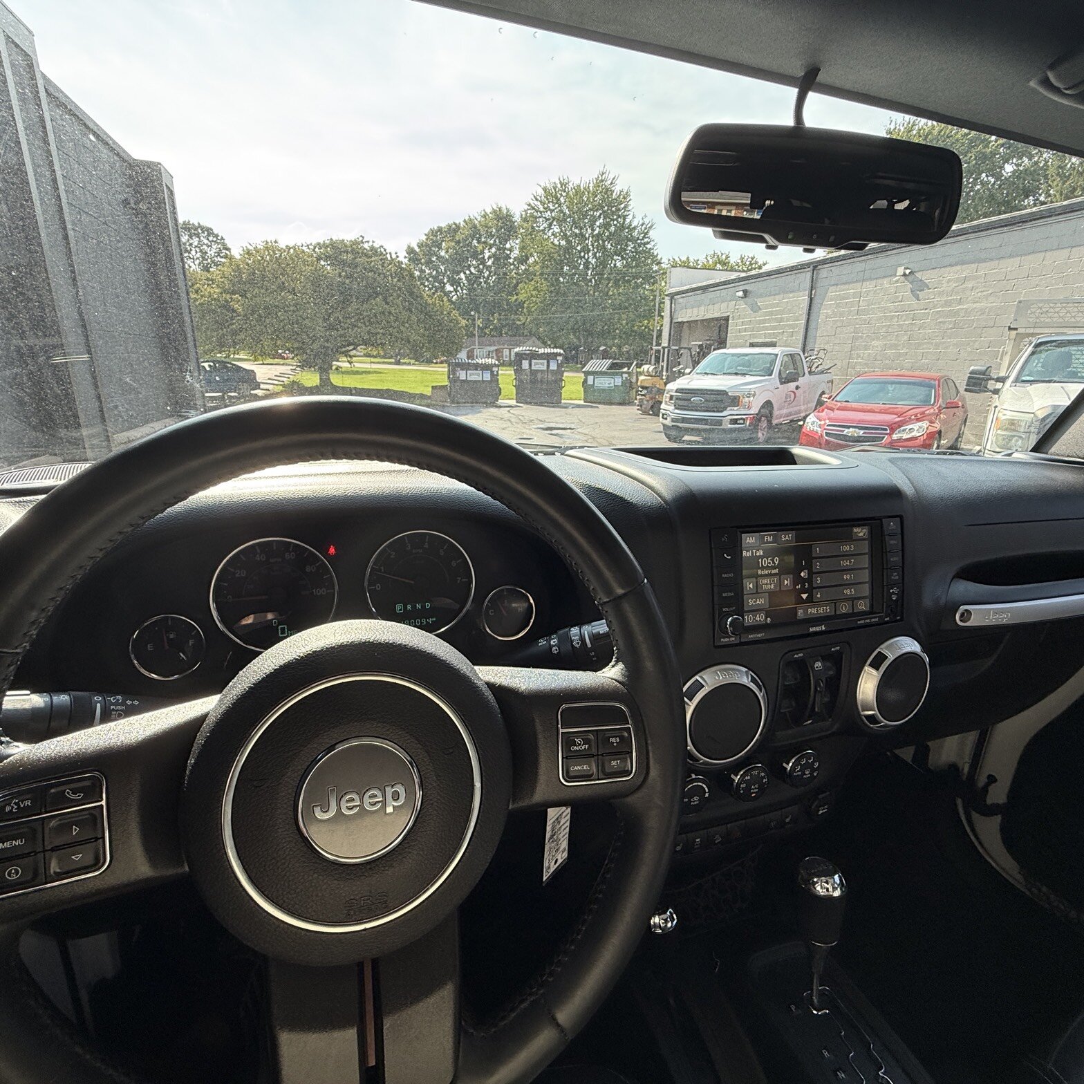 2015 Jeep Wrangler Unlimited - Thumbnail 12