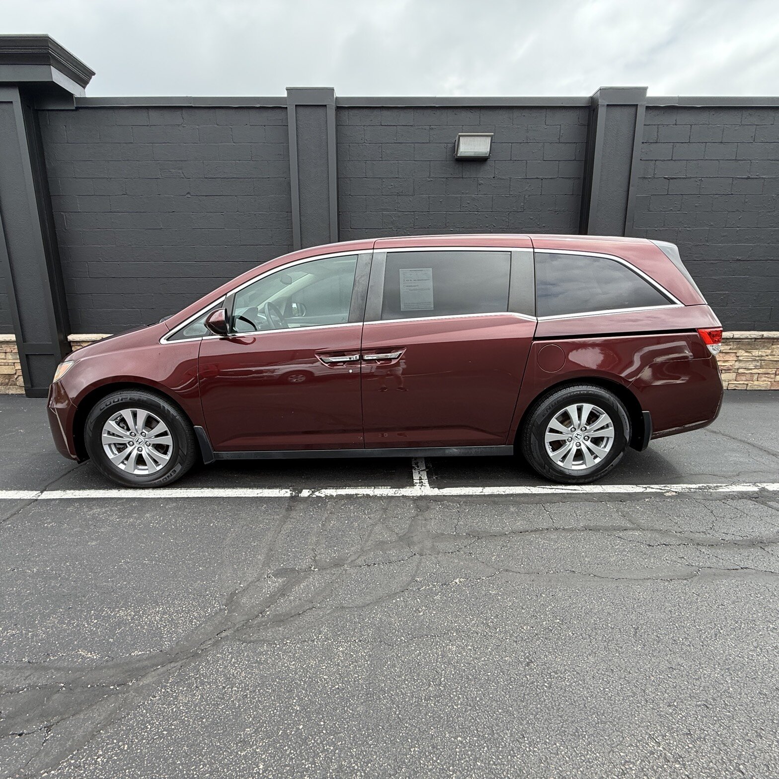 2016 Honda Odyssey - Thumbnail 2