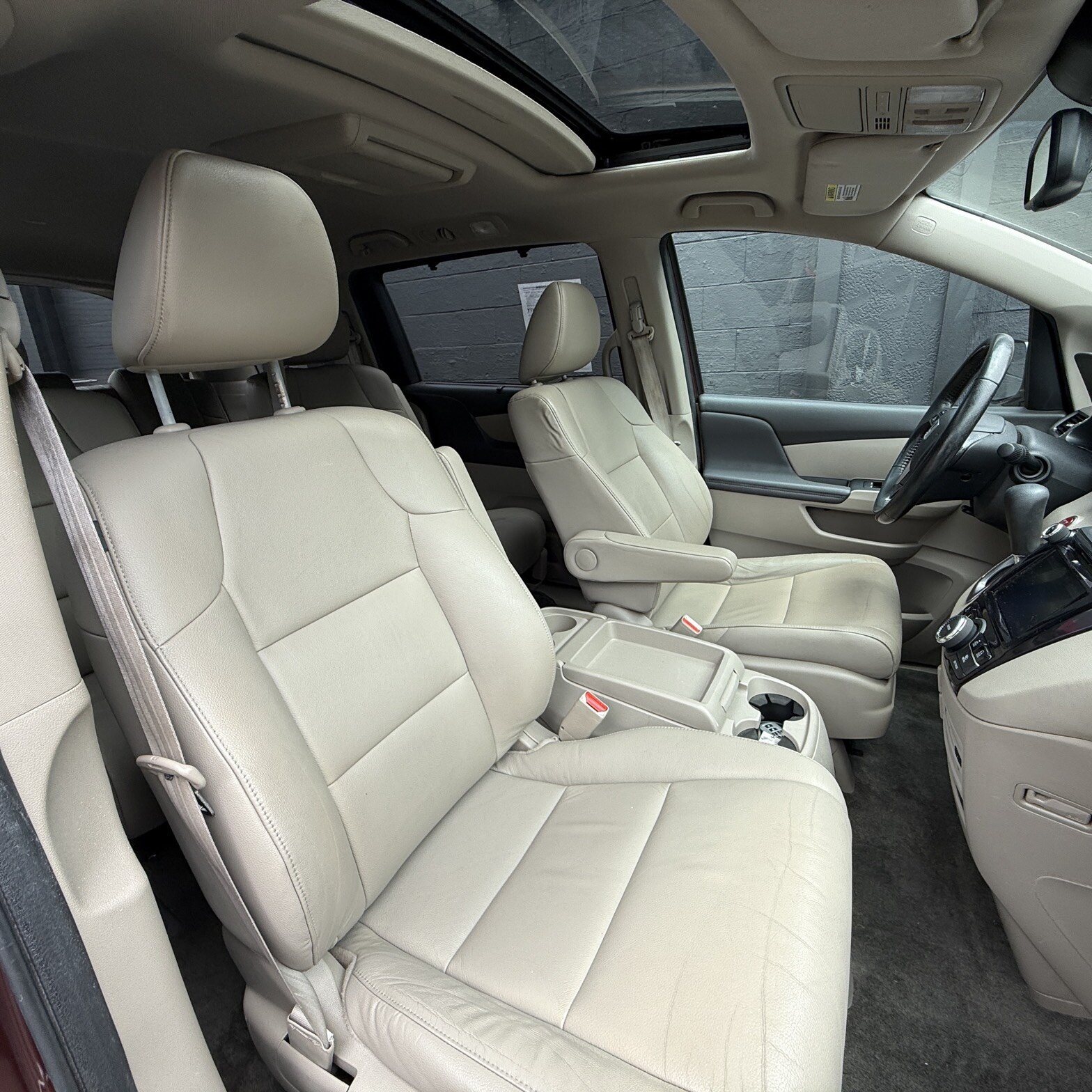 2016 Honda Odyssey - Thumbnail 12