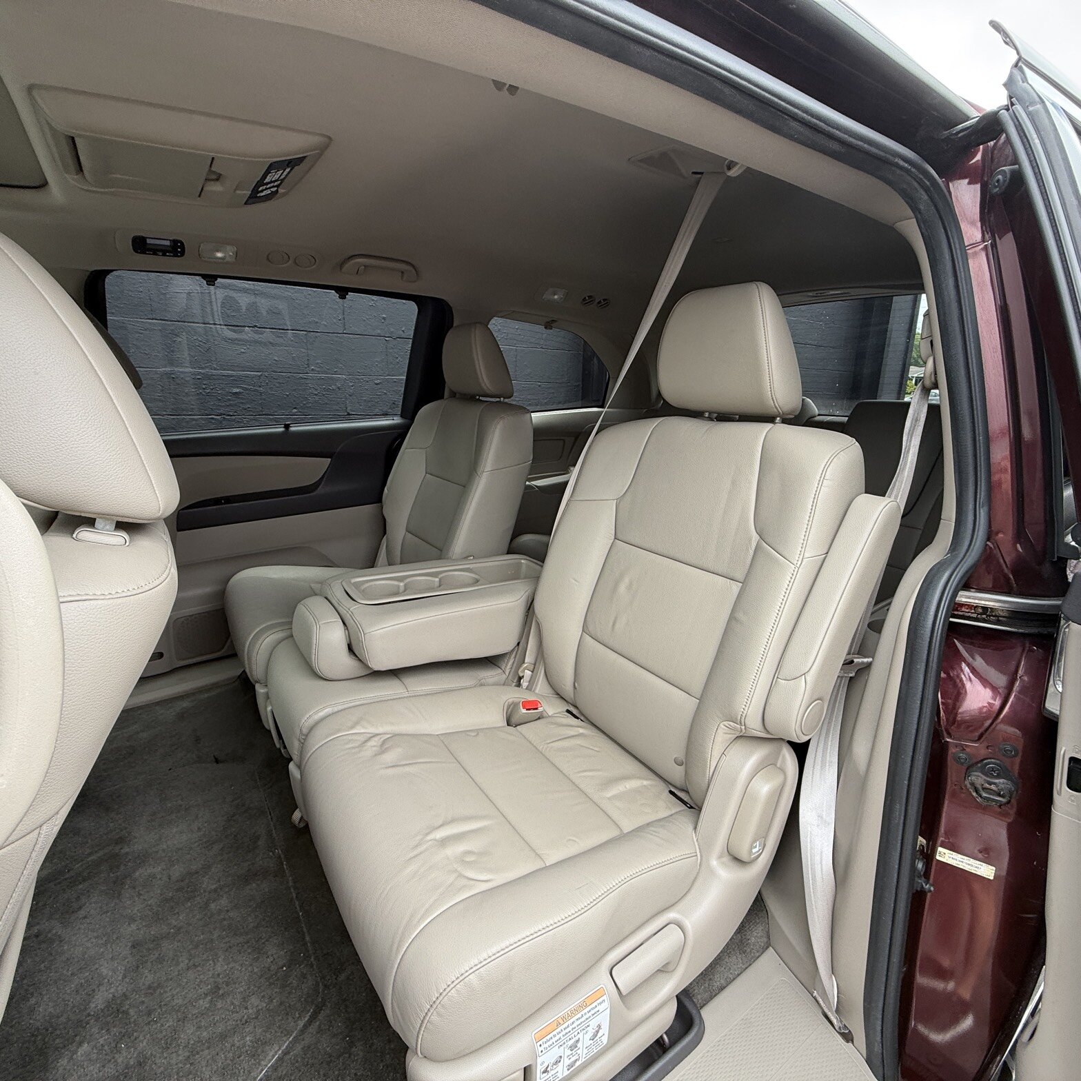 2016 Honda Odyssey - Thumbnail 14