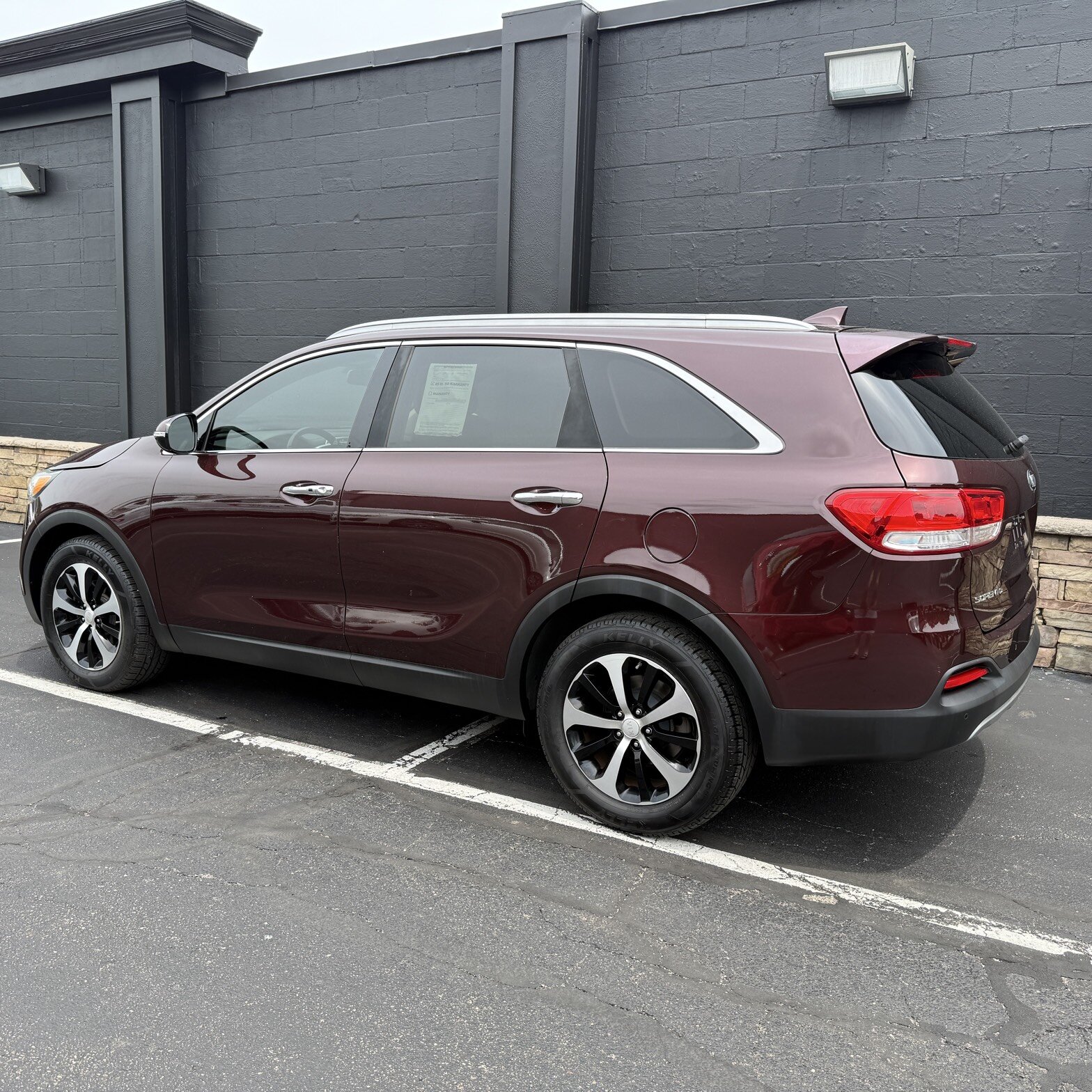 2016 Kia Sorento - Thumbnail 6