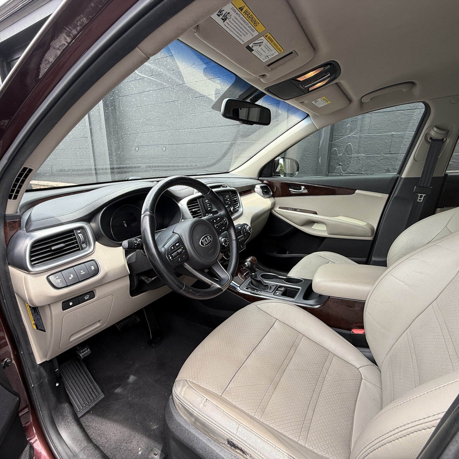 2016 Kia Sorento - Thumbnail 13