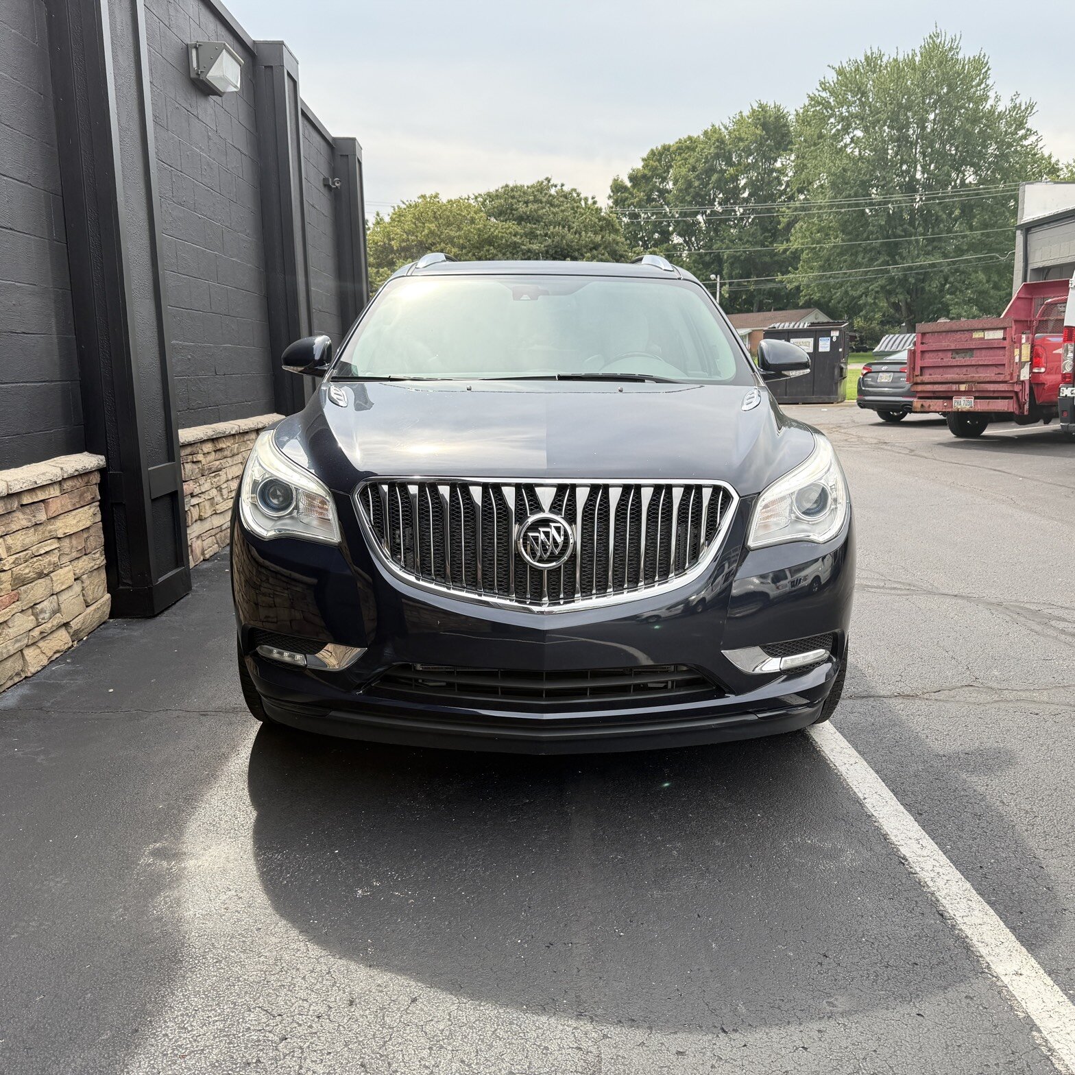 2017 Buick Enclave - Thumbnail 2