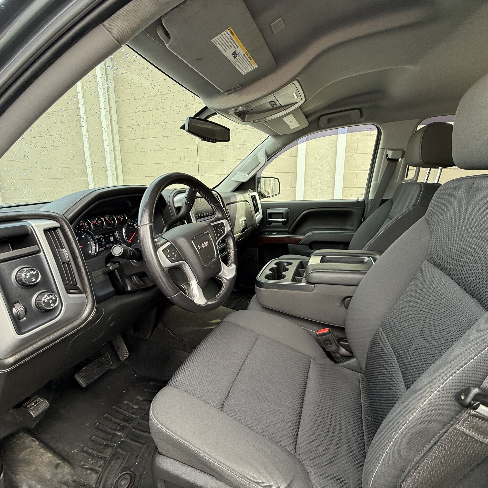 2017 GMC Sierra - Thumbnail 9
