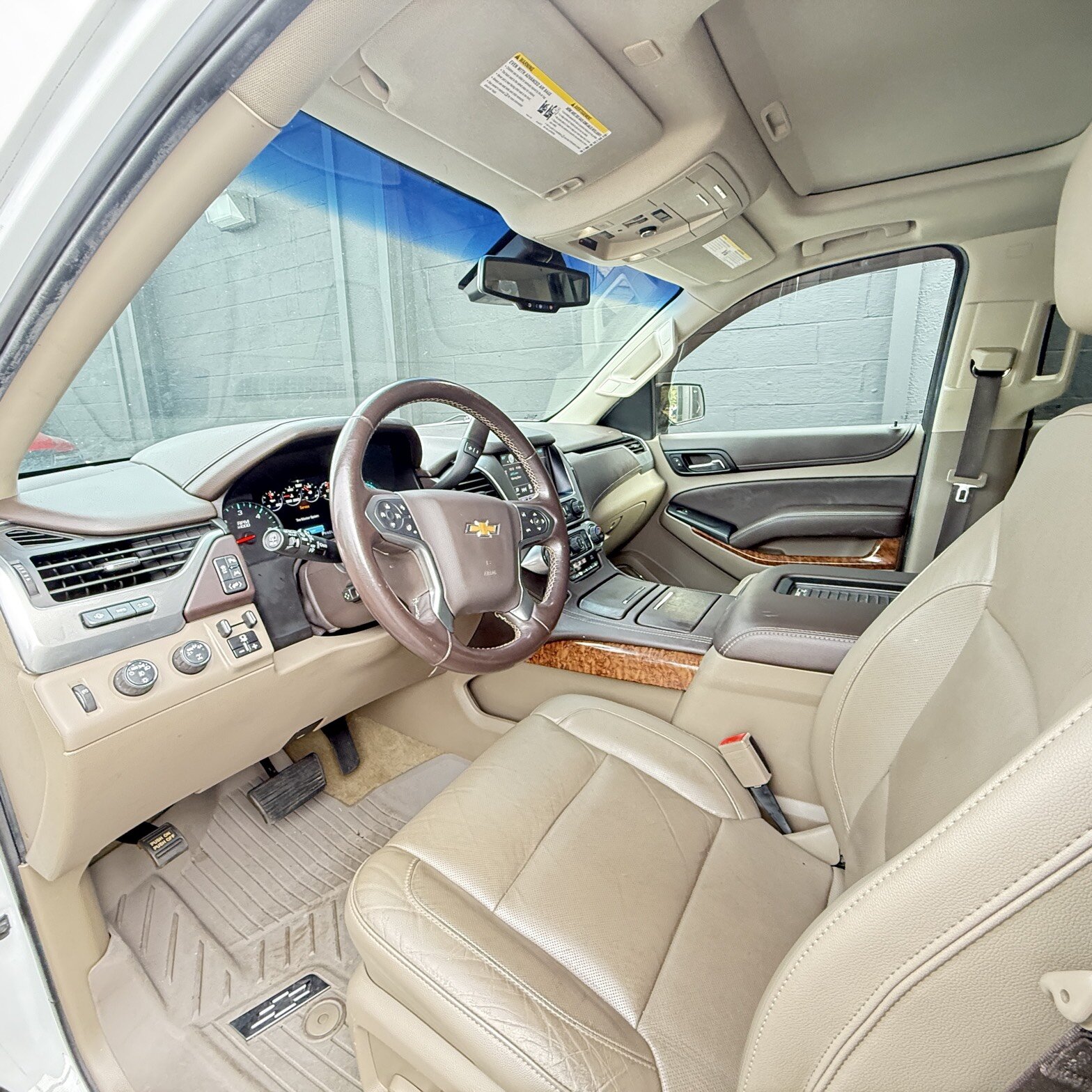 2019 Chevrolet Suburban - Thumbnail 9