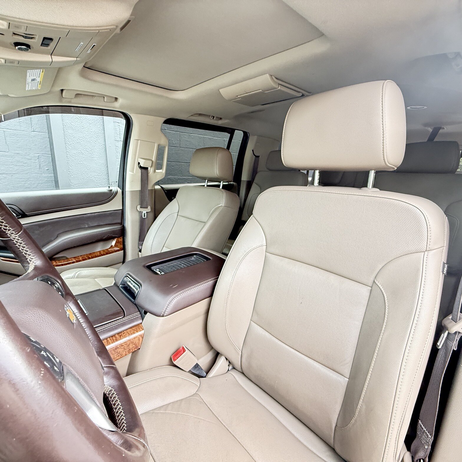 2019 Chevrolet Suburban - Thumbnail 11