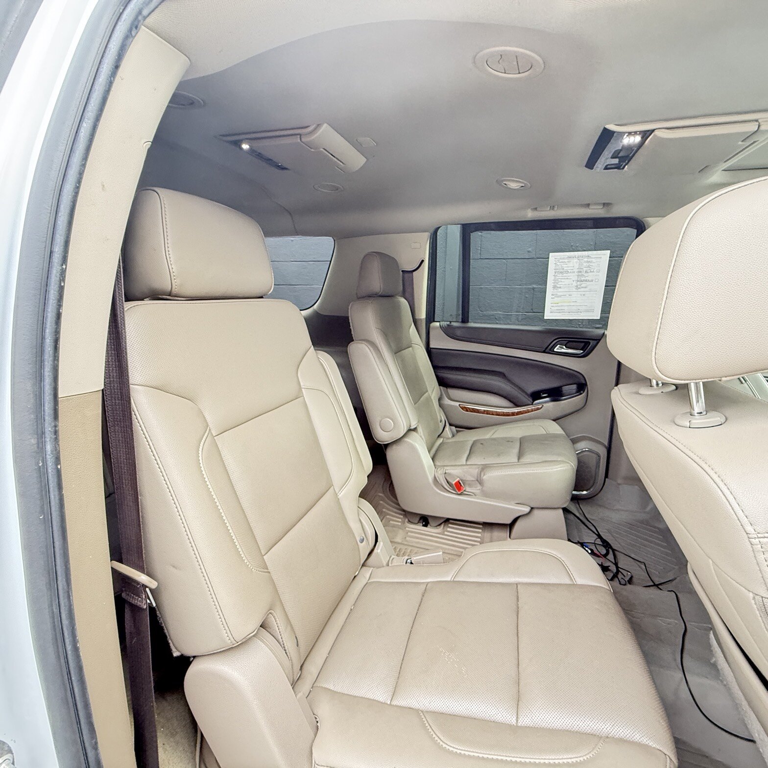 2019 Chevrolet Suburban - Thumbnail 13
