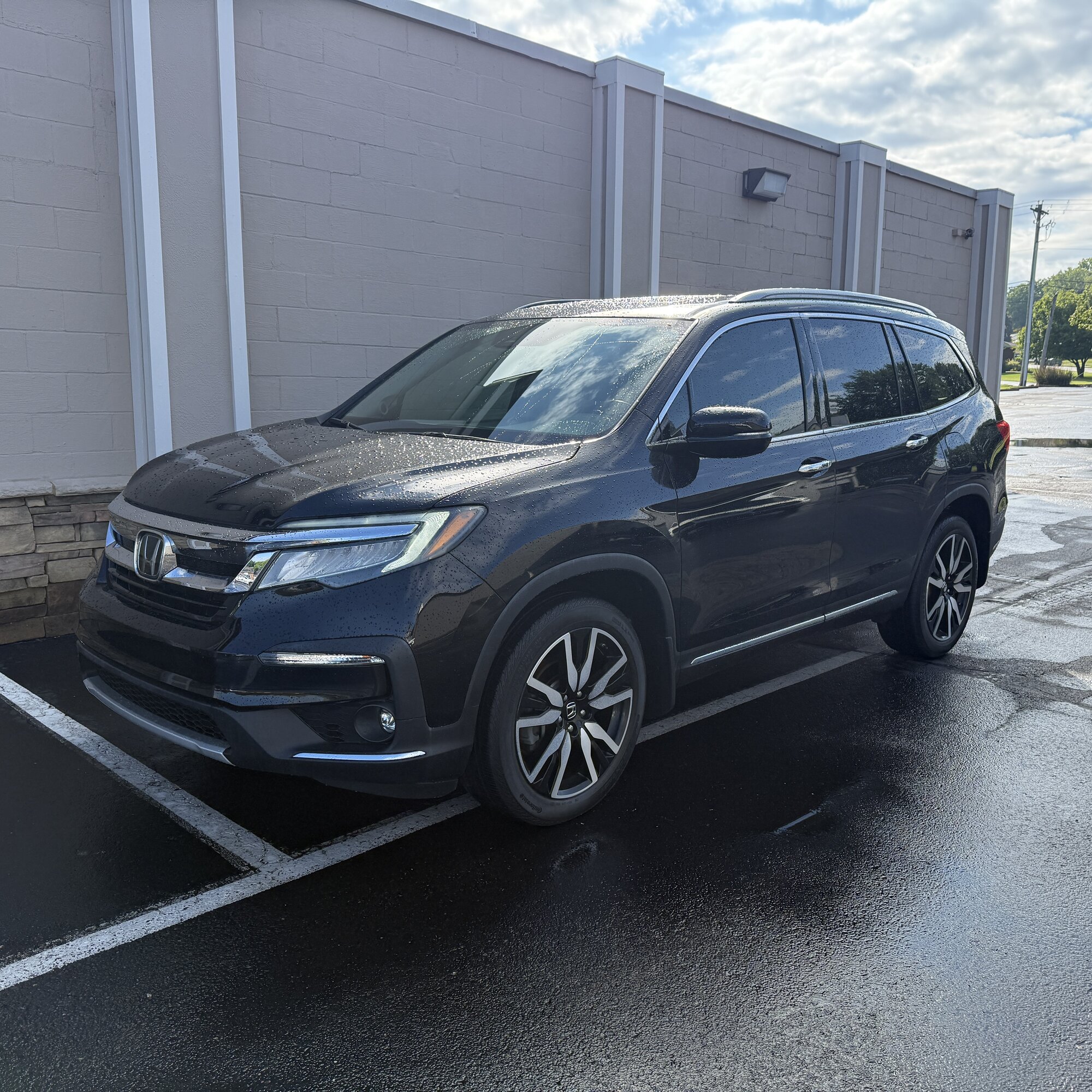 2019 Honda Pilot - Image 1