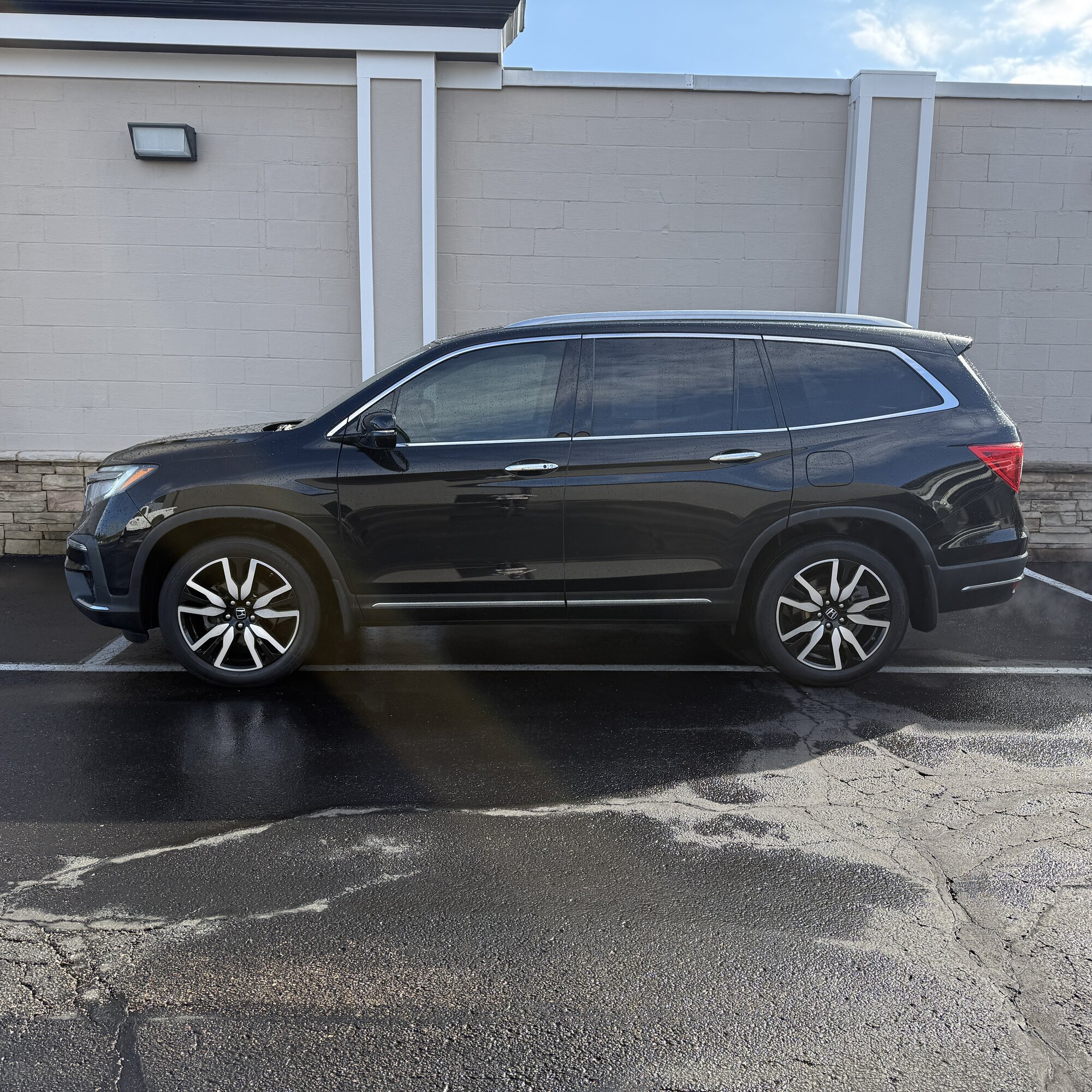 2019 Honda Pilot - Thumbnail 8