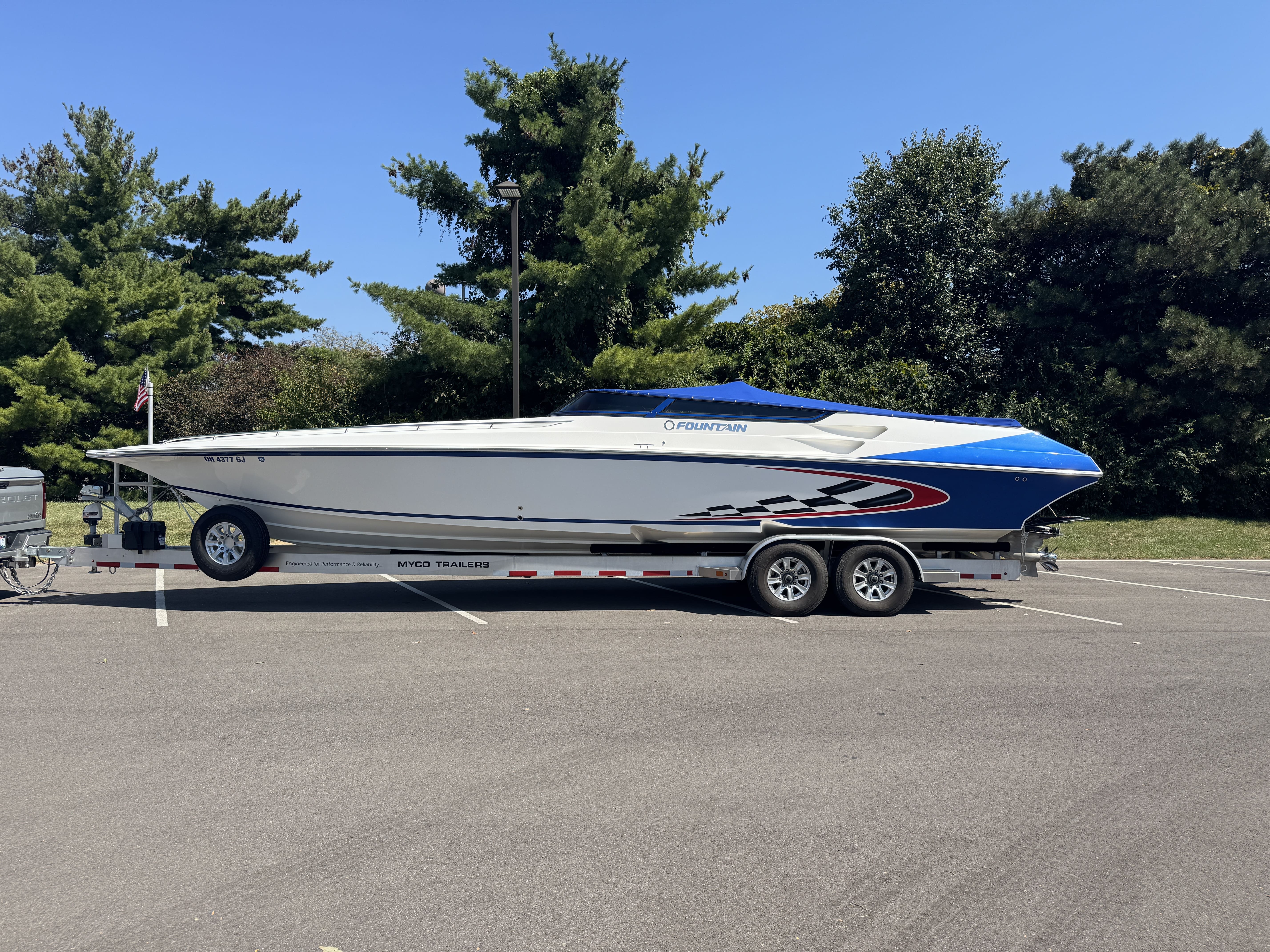 2004 Fountain 35 Lightning