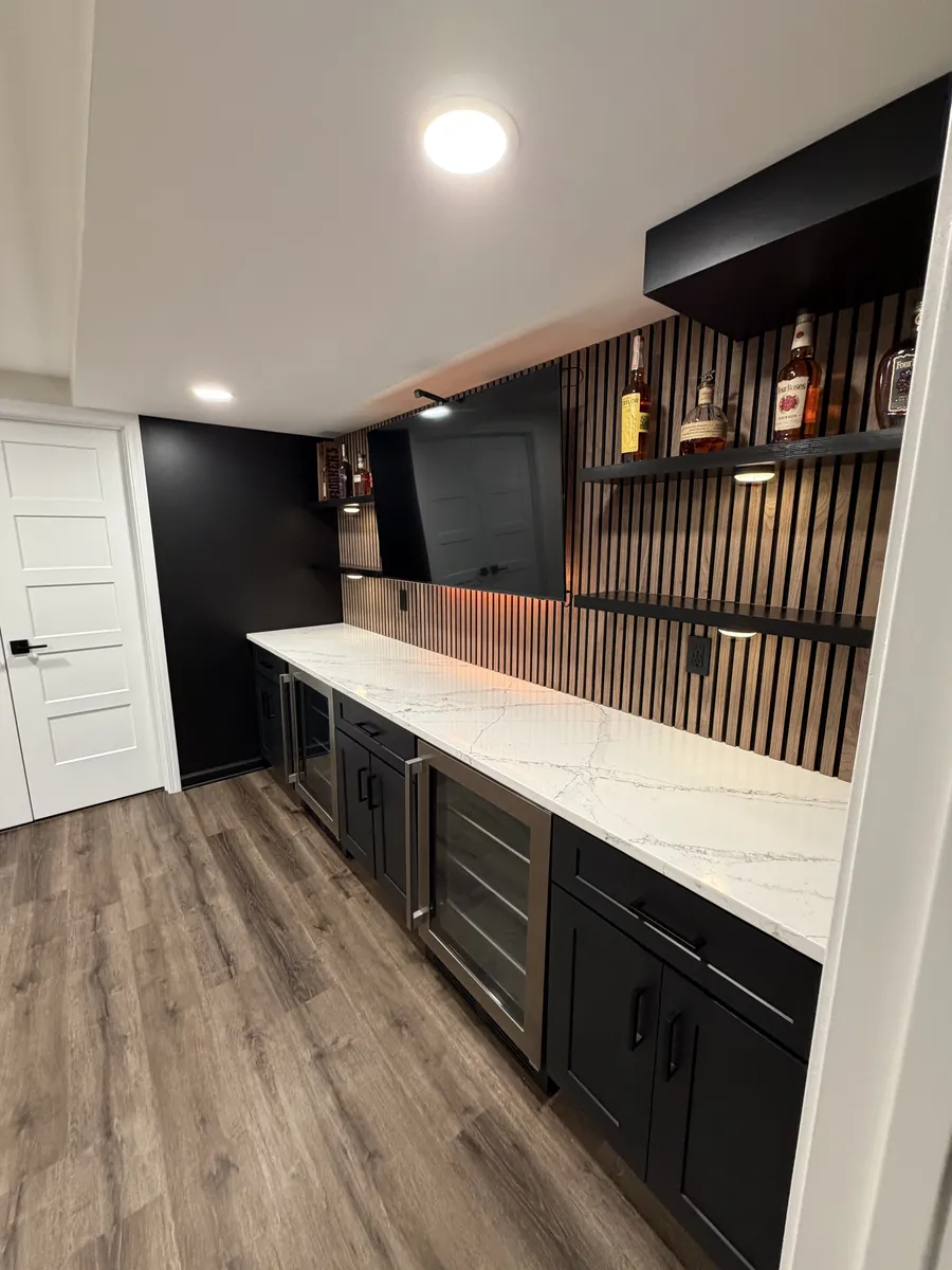 Slat Wall Bar with Waterfall Quartz