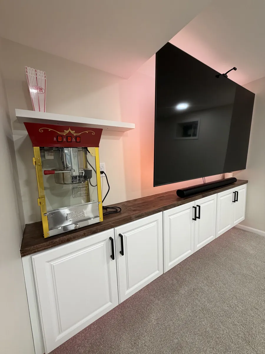 Snack Nook with Popcorn Machine