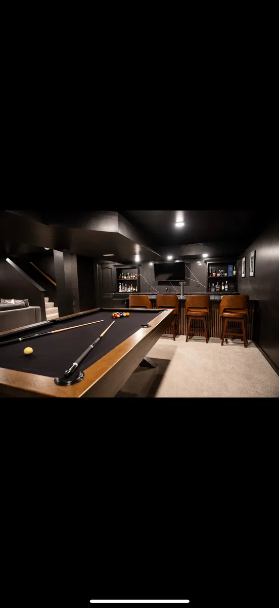 Sports Bar with Pool Table Lounge
